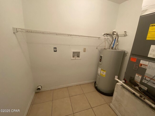 Building Photo - 625 N 9th St