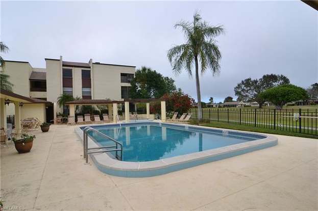 Building Photo - 3635 Boca Ciega Dr