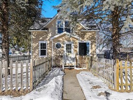 Building Photo - 243 N 3rd St