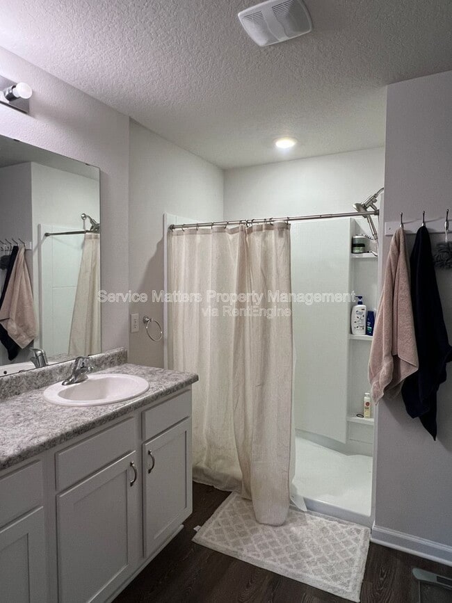 Building Photo - 921 Lovebird Ct