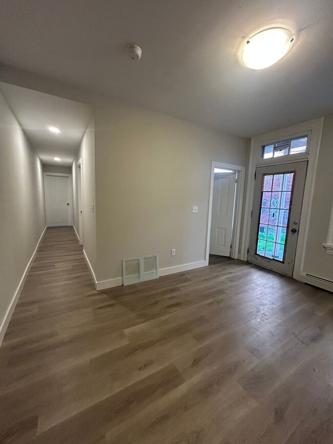 Building Photo - 1015 Chestnut St