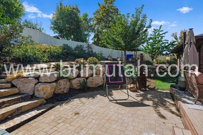 Building Photo - 772 E 2075 S