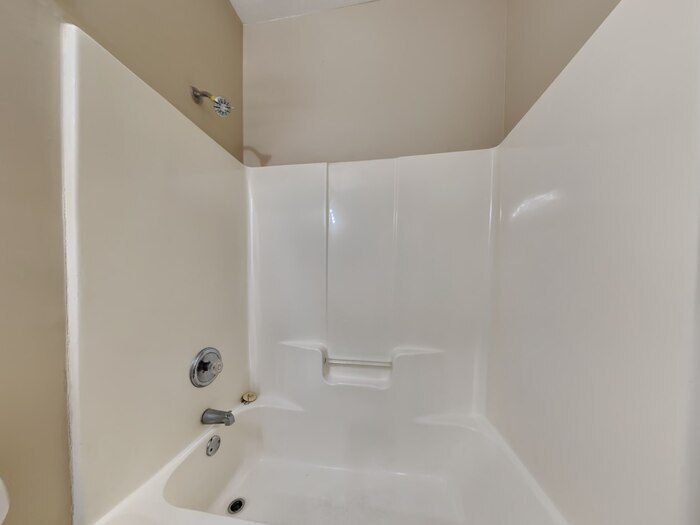 Building Photo - 608 Beaujolais Ct