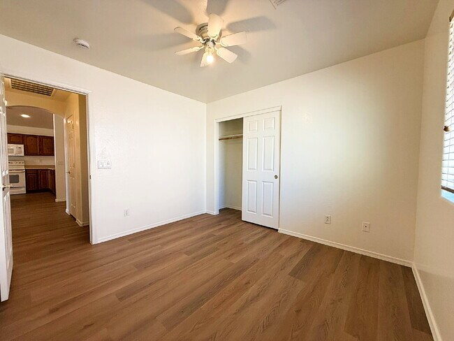 Building Photo - Beautiful Goodyear Home in Centerra – Spacious, Stylish & Move-In Ready!