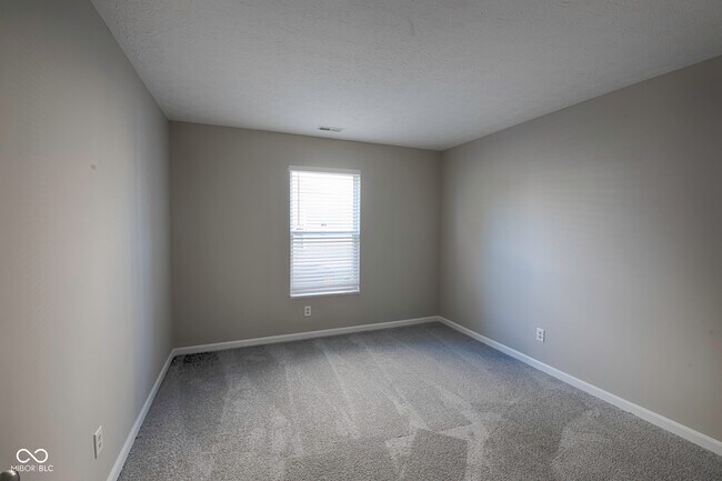 Building Photo - 7866 Sergi Canyon Dr