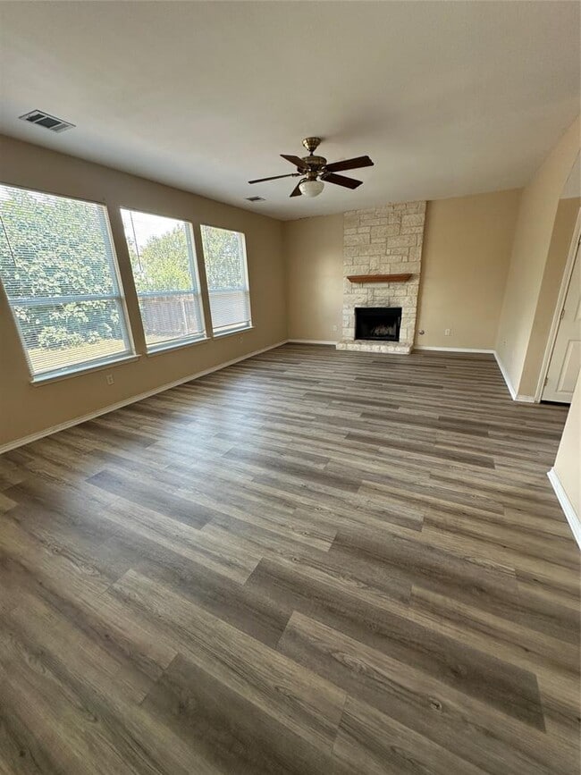 Building Photo - 14408 Ballycastle Trail