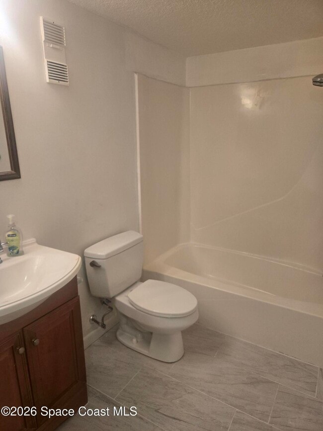 Building Photo - 134 San Juan Cir