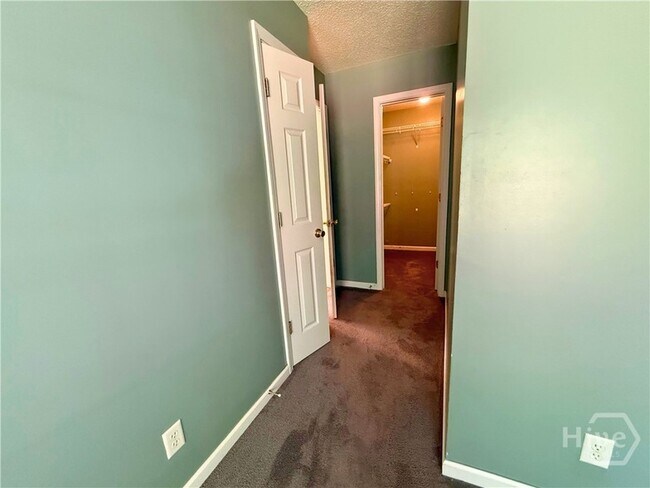 Building Photo - 144 Mills Run Dr