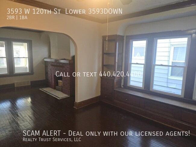 Building Photo - Bright and Lovely 2-Bedroom Unit in Clevel...