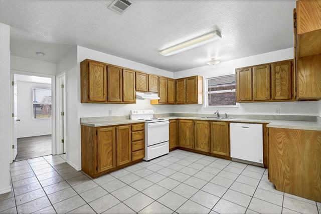 Building Photo - 206 Bobbie Ann Ct