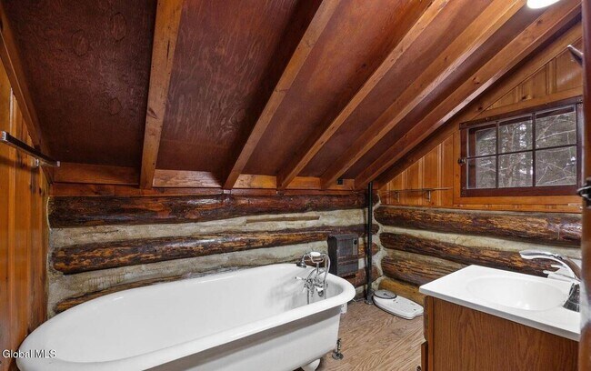 Building Photo - 33 Chuckwagon Trail