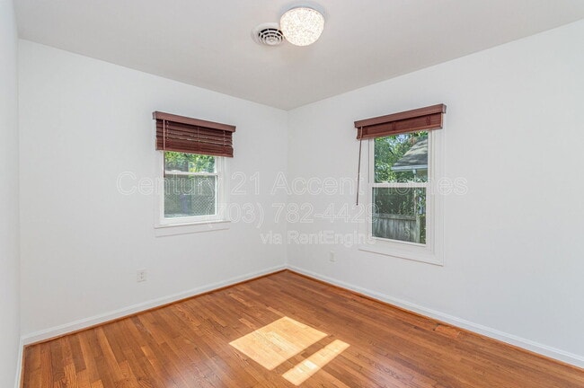 Building Photo - 1700 14th St S