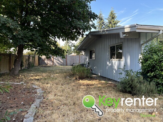 Building Photo - Beautiful 4-Bedroom Rambler in a Desirable...
