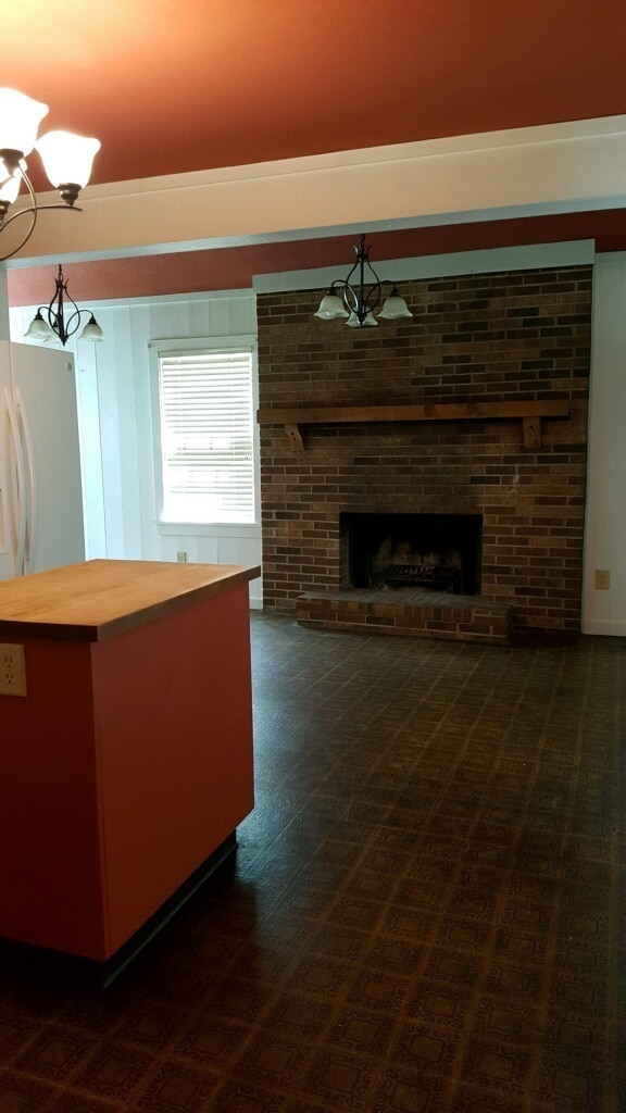 Building Photo - Coming Soon!  Historic and Gorgeous in Middletown - Spacious and Convenient!