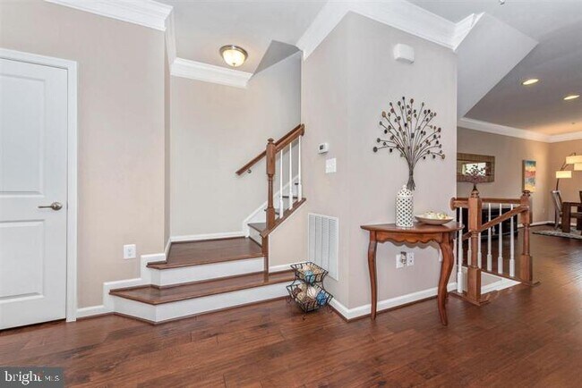 Building Photo - 9162 Landon House Ln
