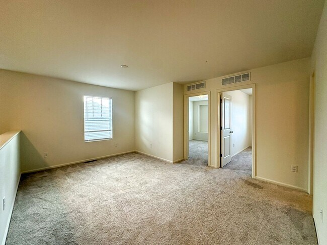 Building Photo - Painted Prairie 3bd 2.5ba paired house by DIA!