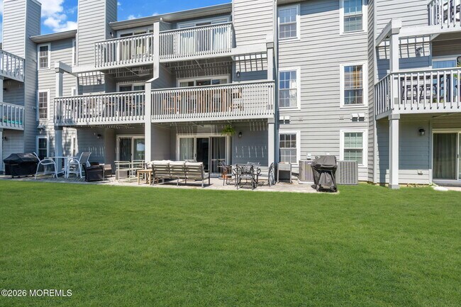 Building Photo - 110 Sea spray Ln
