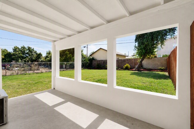 Building Photo - 15628 Esther St