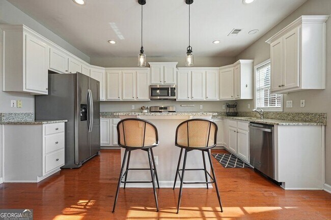 Building Photo - 3803 Waters Edge Trail