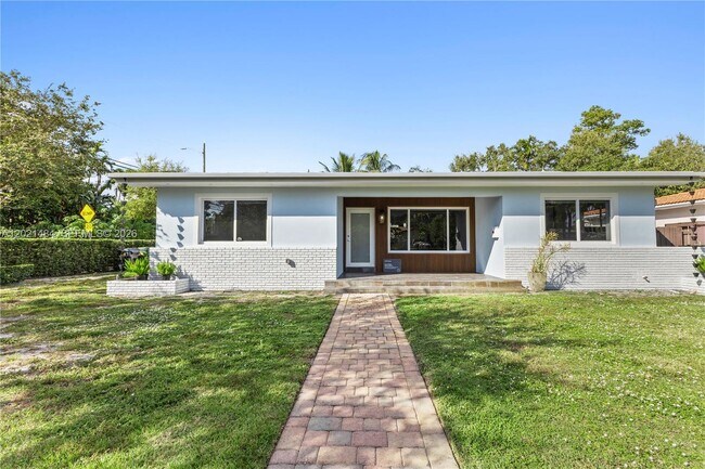 Building Photo - 8910 NE 9th Ct