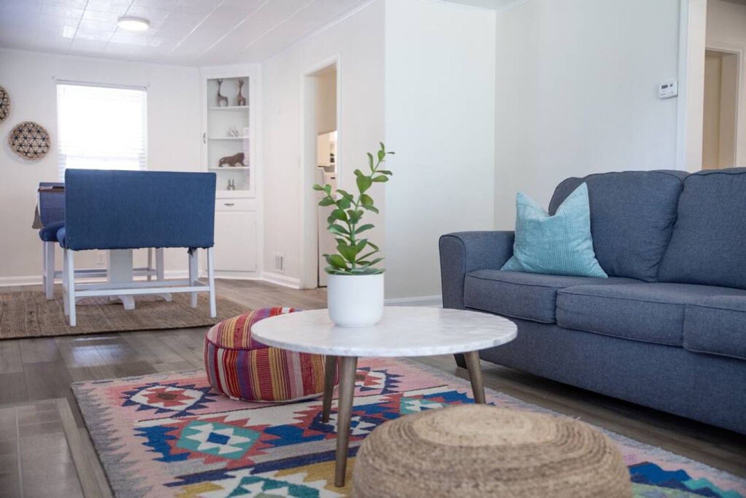 Building Photo - 237 N Center St