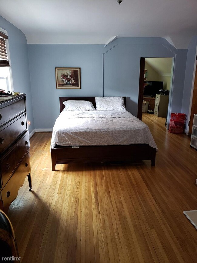 Building Photo - 3 br, 2 bath House - 43 Crosby Blvd
