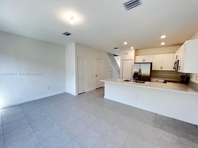 Building Photo - 11876 SW 245 Ter