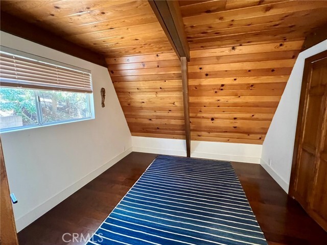 Building Photo - 610 Ardath Dr