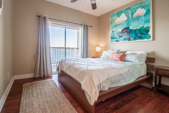 Building Photo - 7039 Kingston Cove Ln