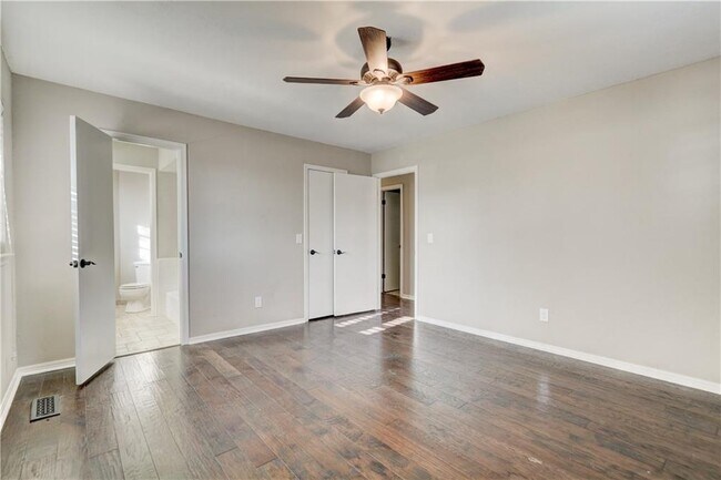 Building Photo - 3413 Choctaw Dr