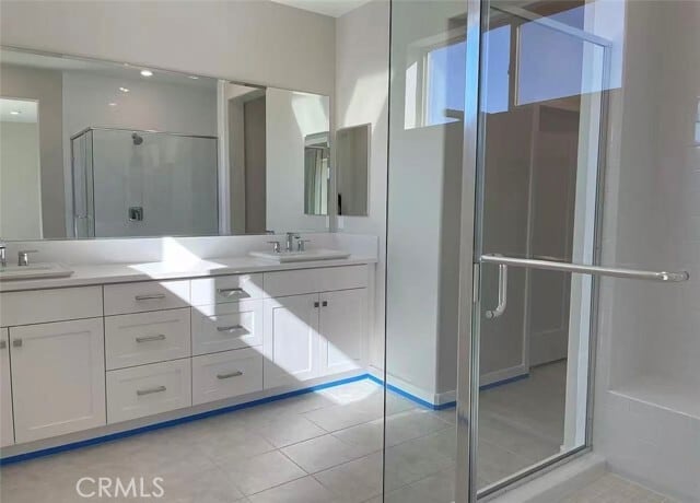 Building Photo - 602 Catalonia