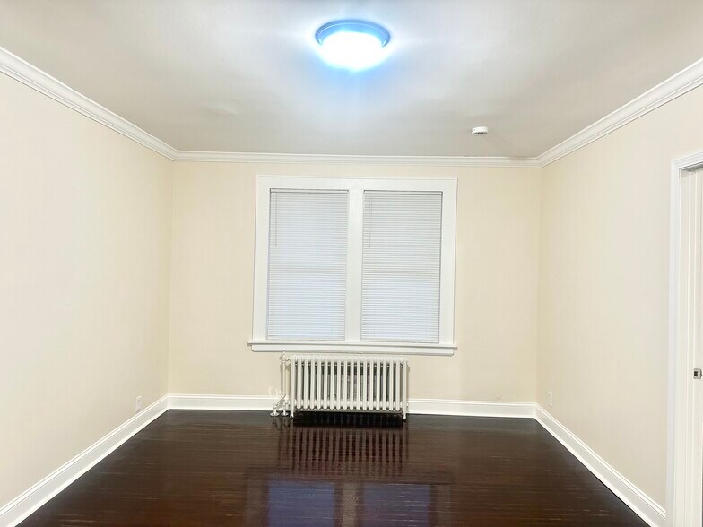 Building Photo - 71 Tremont Ave