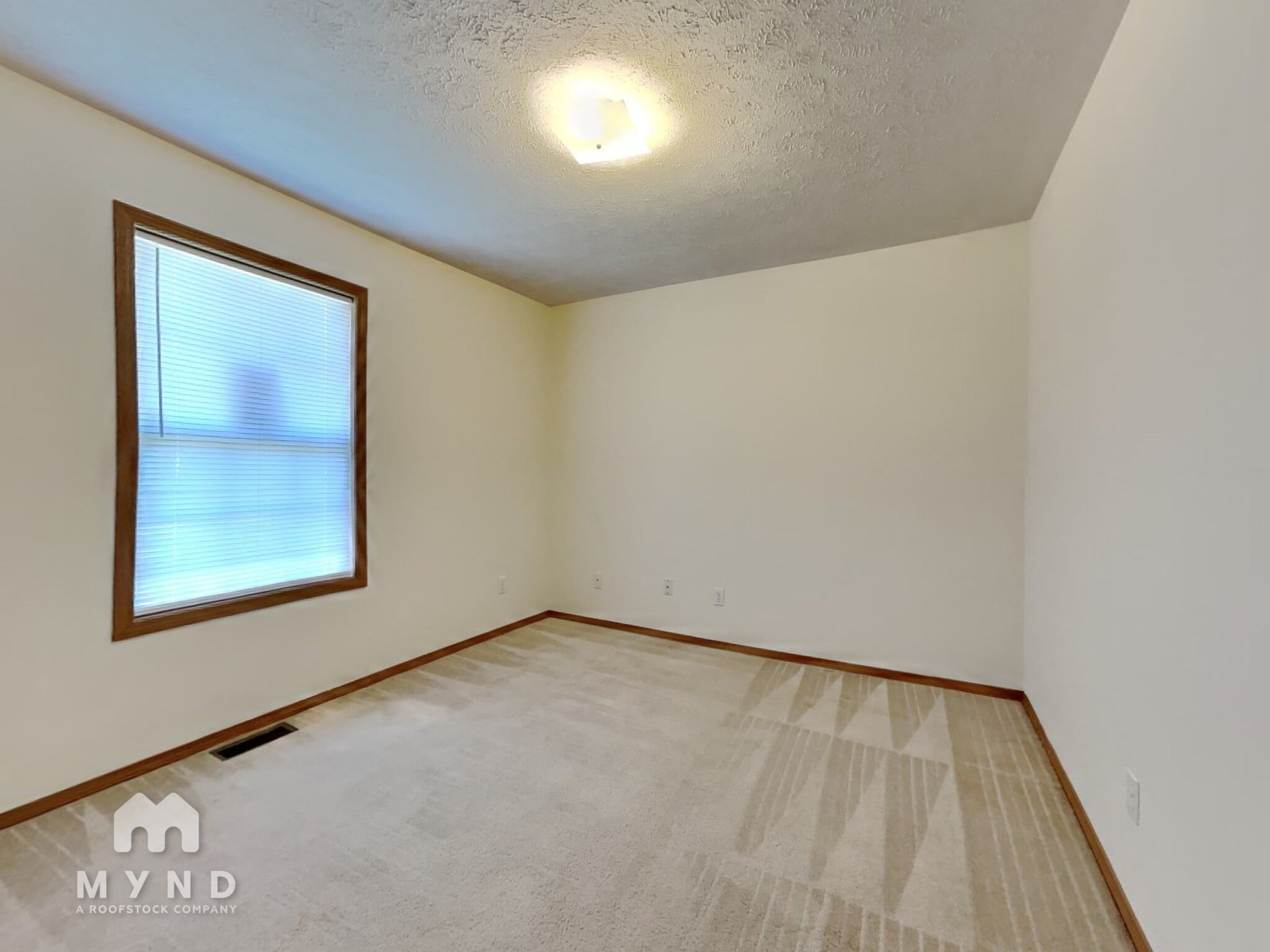 Building Photo - 1721 Windmill Way