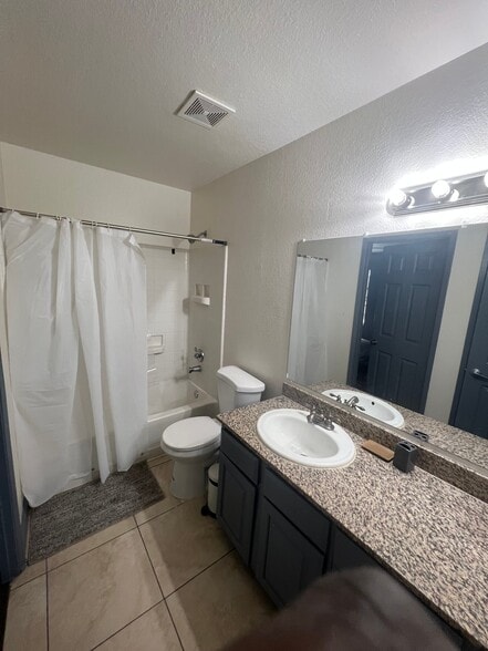 Building Photo - 6800 E Lake Mead Blvd