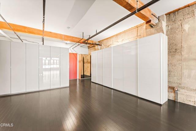 Building Photo - 530 S Hewitt St