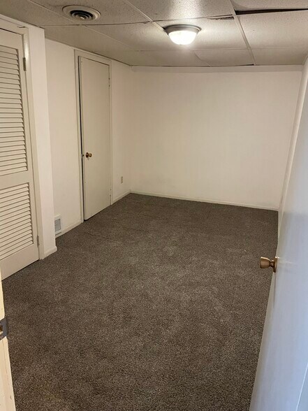 Bedroom 3 - 216 S. College Avenue