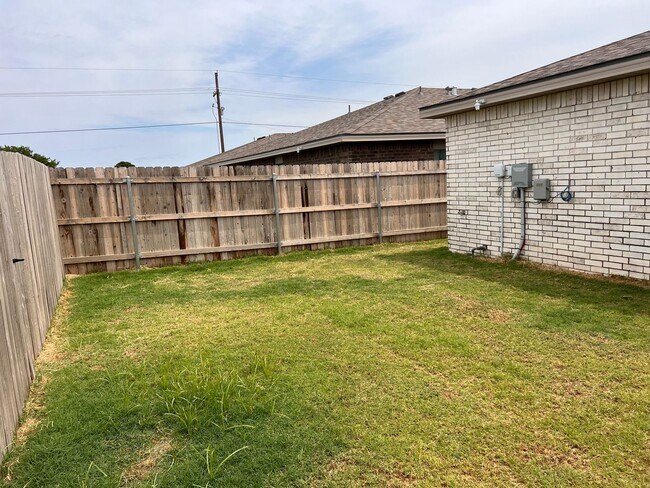 Building Photo - 3406 Tiffin Ave