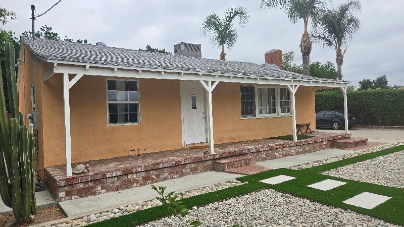 Building Photo - 12345 winnetka