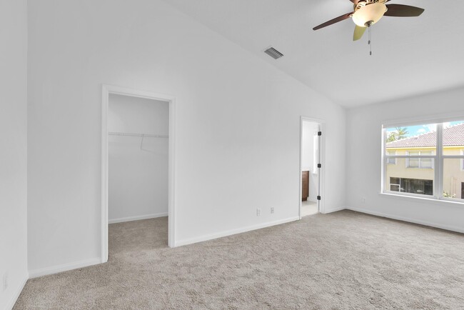 Building Photo - 9700 Porta Leona Ln