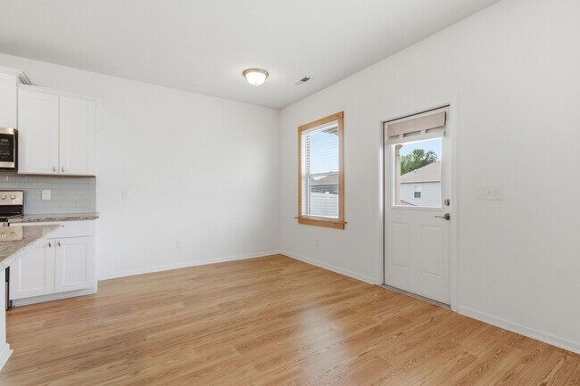 Building Photo - 3153 Chaplins Trce