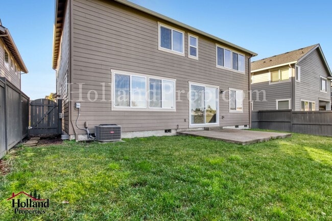 Building Photo - Beautiful 4-bedroom, 3-bathroom residence in desirable Hillsboro, OR.