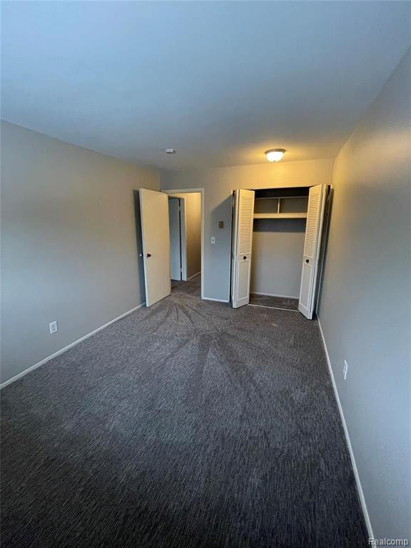 Building Photo - 7550 Woodview St