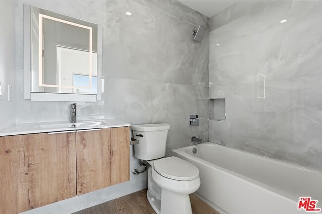 Building Photo - 18109 W Coastline Dr