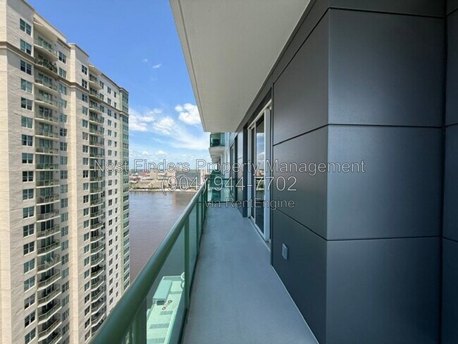 Building Photo - 1431 Riverplace Blvd