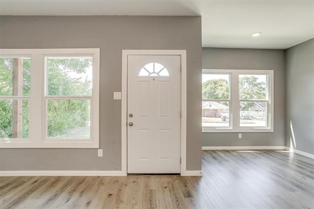 Building Photo - 1117 E Cantey St