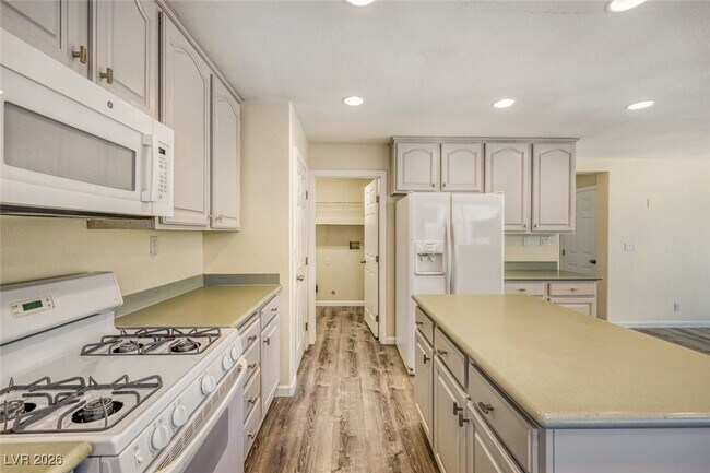 Building Photo - 1705 Autumn Sage Ave