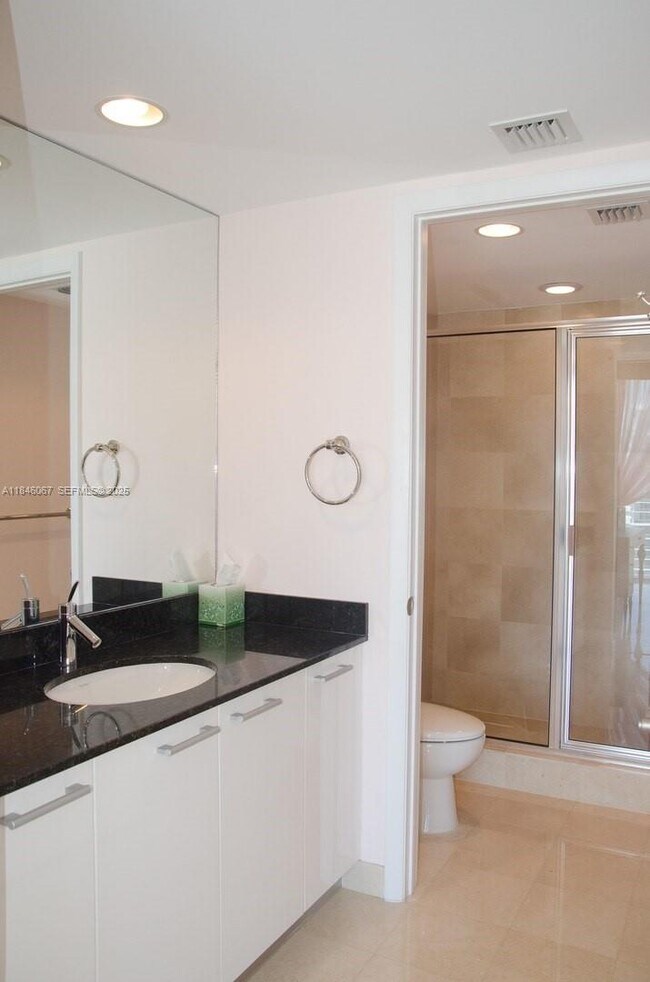 Building Photo - 17201 Collins Ave