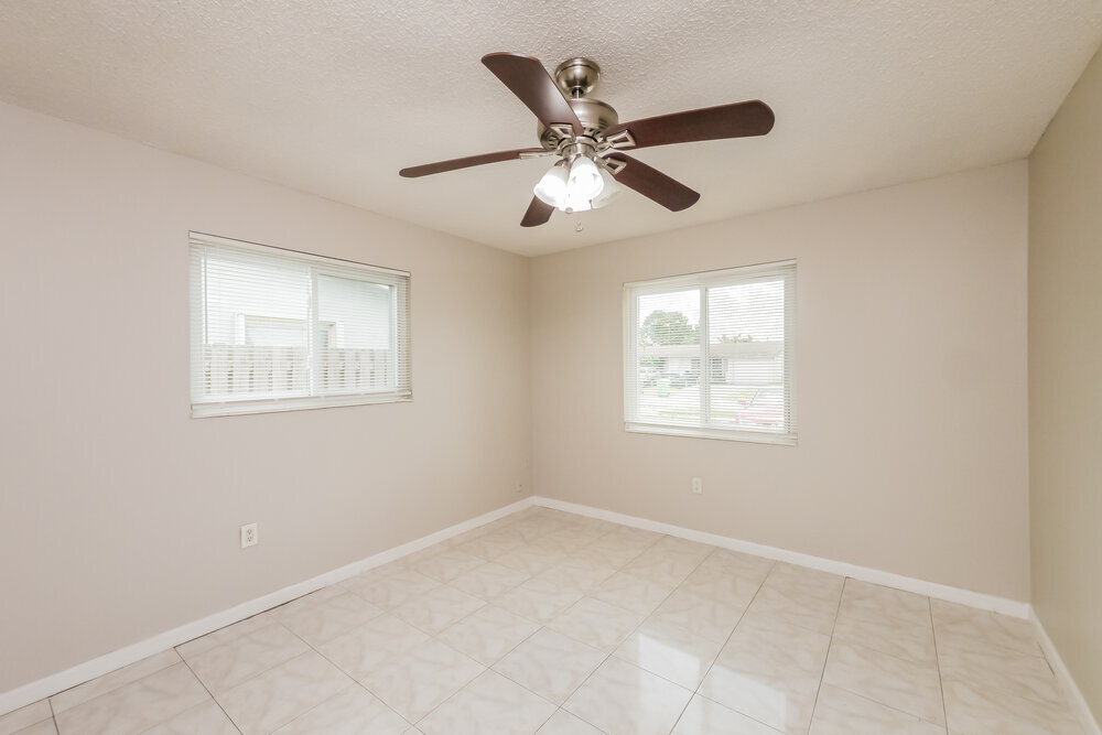 Building Photo - 9521 NW 25th St