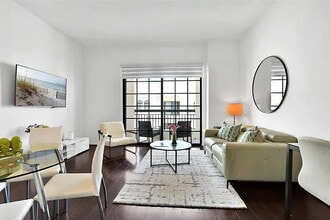 Building Photo - "Chic 1-Bedroom Gem in Prime Boca Raton Location – Ready to Impress!"