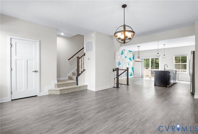 Building Photo - 341 Crofton Village Terrace
